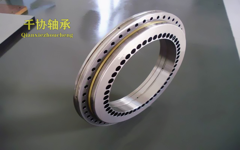 YRT轉(zhuǎn)臺軸承如何選擇？選擇條件和預緊的作用